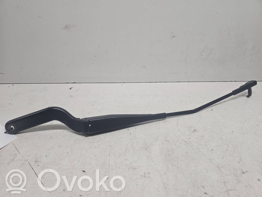 Ford Focus C-MAX Front wiper blade arm 