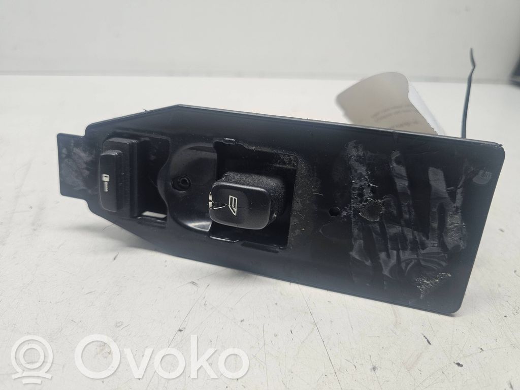Volvo V70 Electric window control switch 