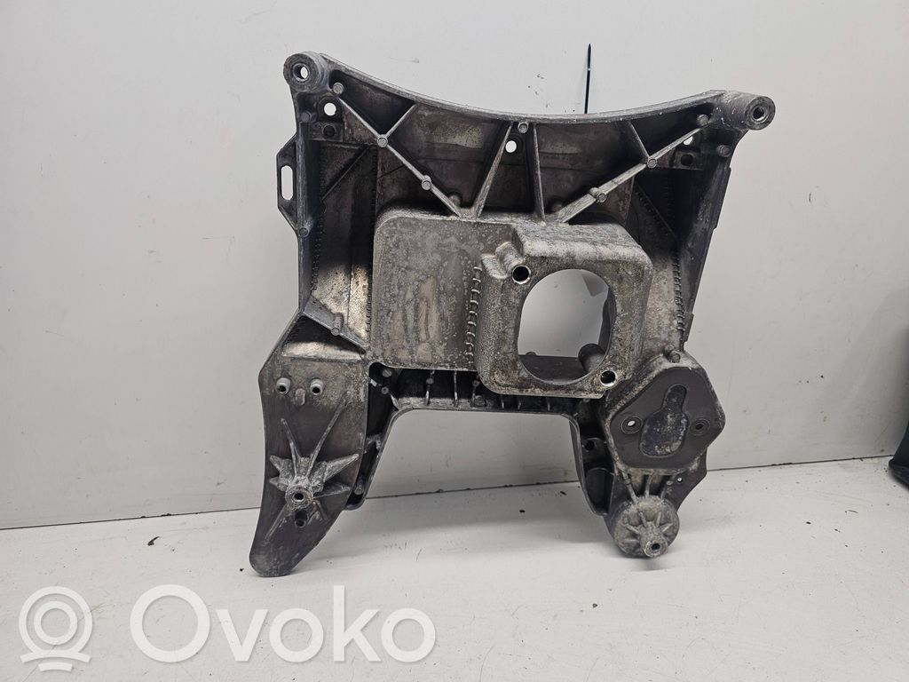 Audi Q7 4L Jarrupolkimen kiinnitysalusta 