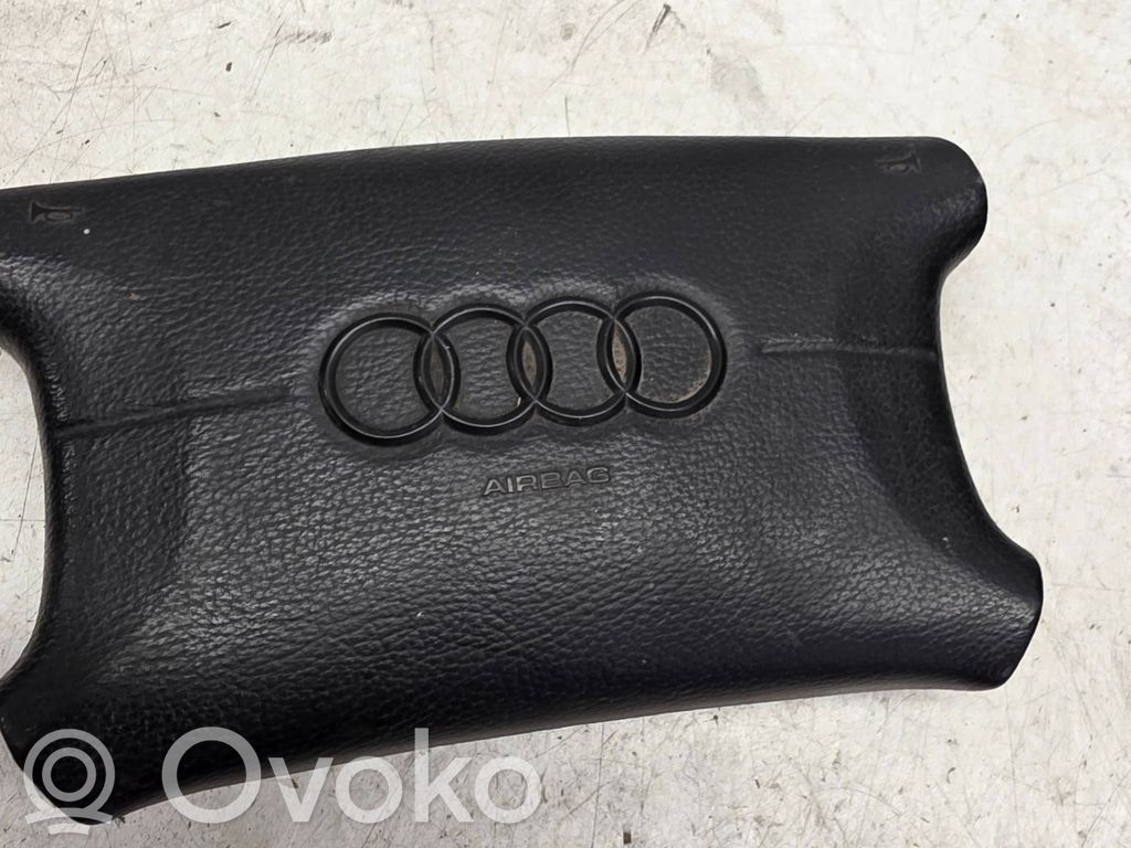 Audi A4 S4 B5 8D Stūres drošības spilvens 