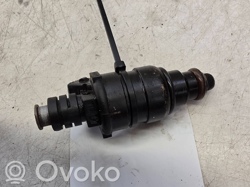 Audi A6 S6 C4 4A Inyector de combustible 