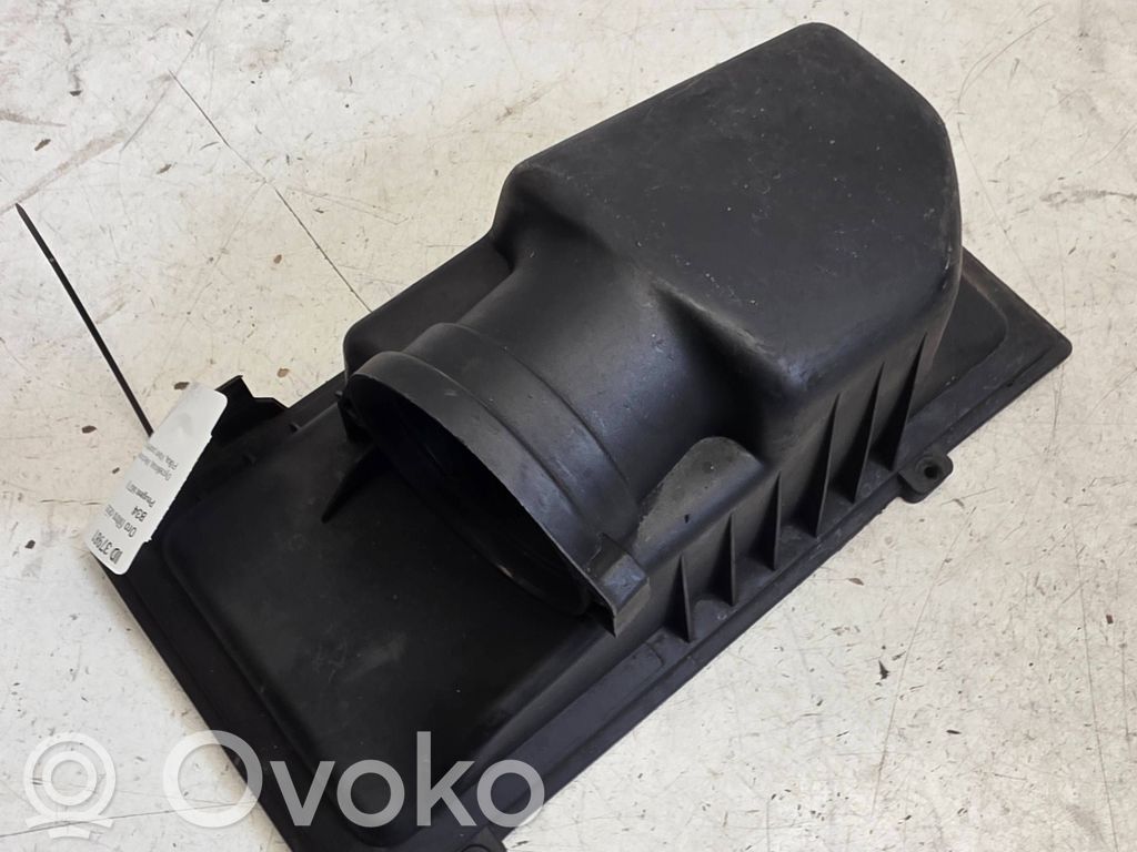 Peugeot 607 Ilmansuodattimen kotelo 