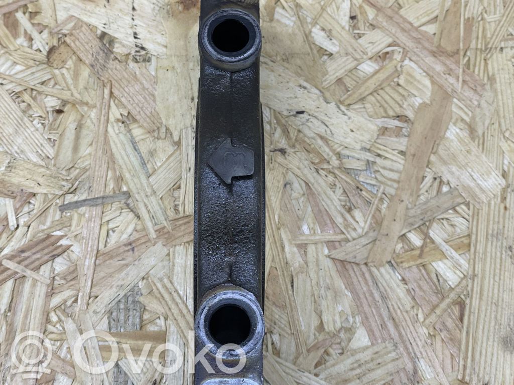 Camshaft holder bracket   15634,095AB