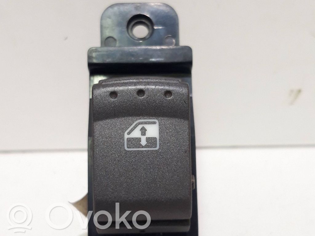 SsangYong Kyron Electric window control switch 