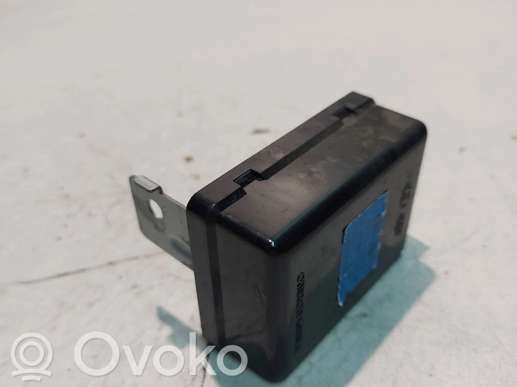 KIA Ceed Door central lock control unit/module 