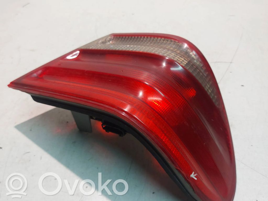 Mercedes-Benz E W210 Lampa tylna 