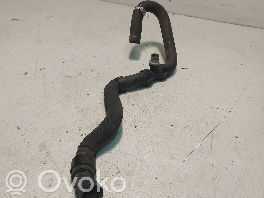 Peugeot 407 Engine coolant pipe/hose 