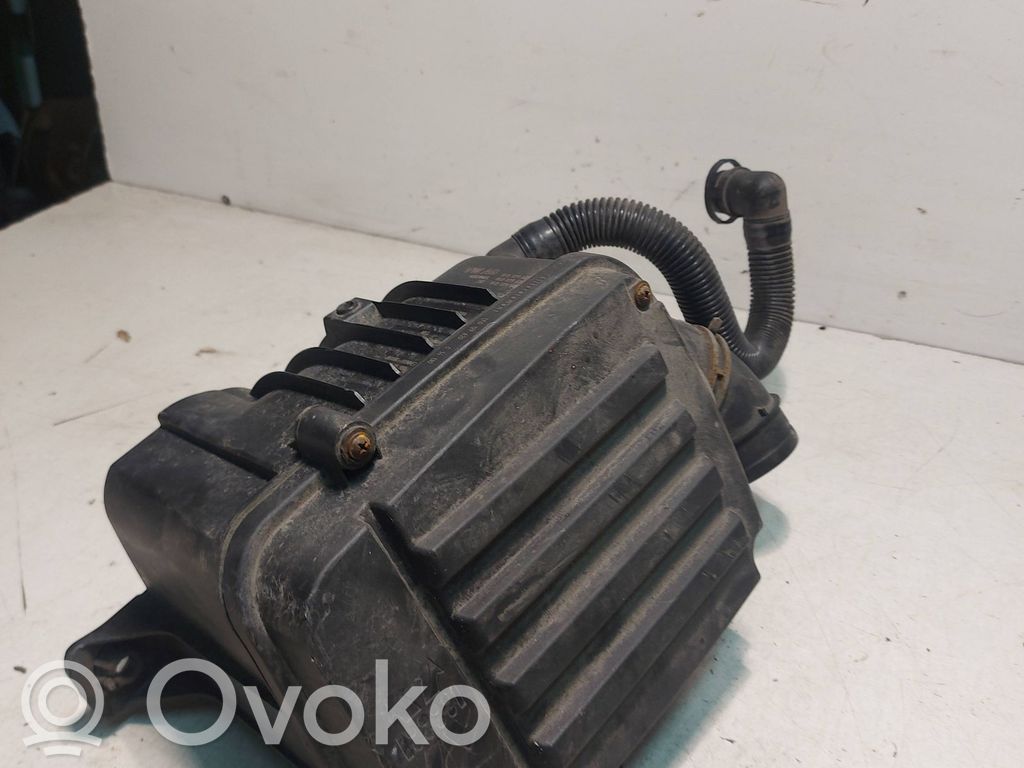 Skoda Octavia Mk2 (1Z) Obudowa filtra powietrza 