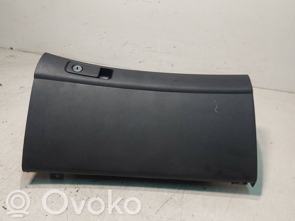 Honda Accord Guantera 