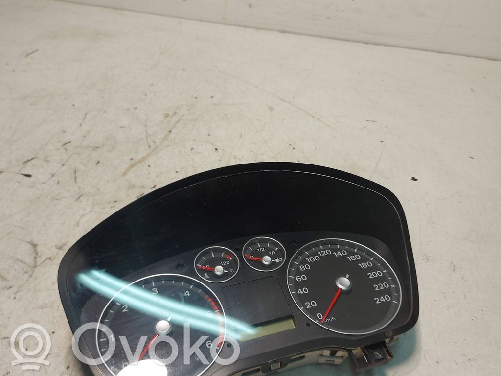 Ford C-MAX I Speedometer (instrument cluster) 