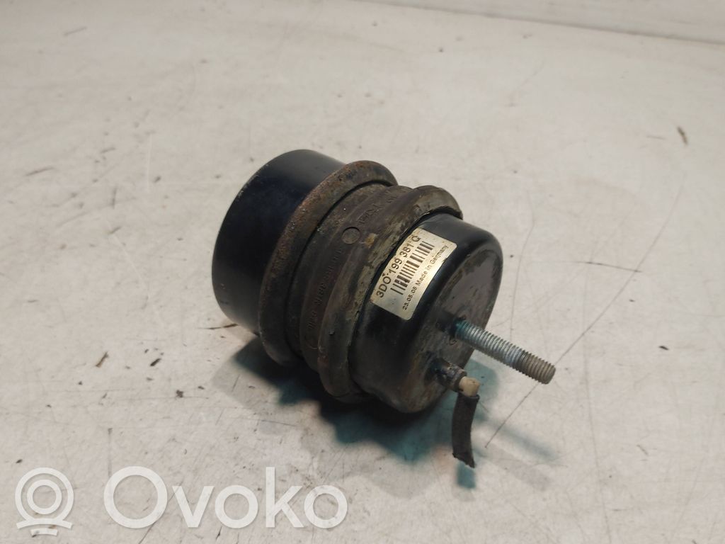 Volkswagen Phaeton Engine mount bracket 