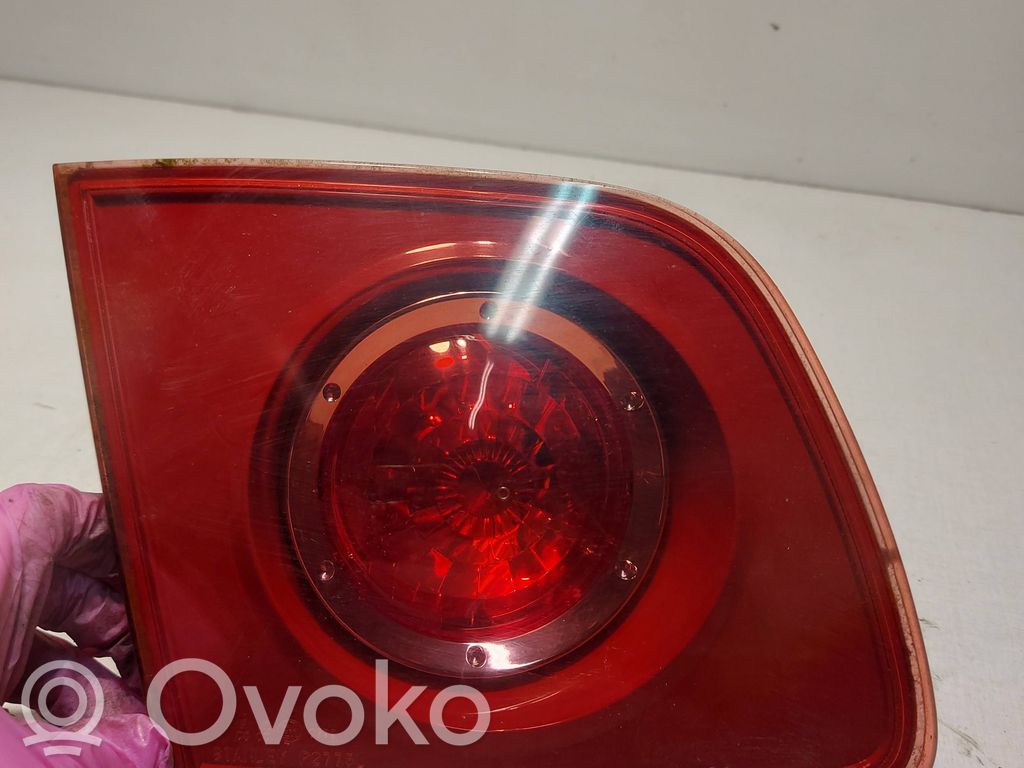Mazda 3 I Takaluukun takavalot 