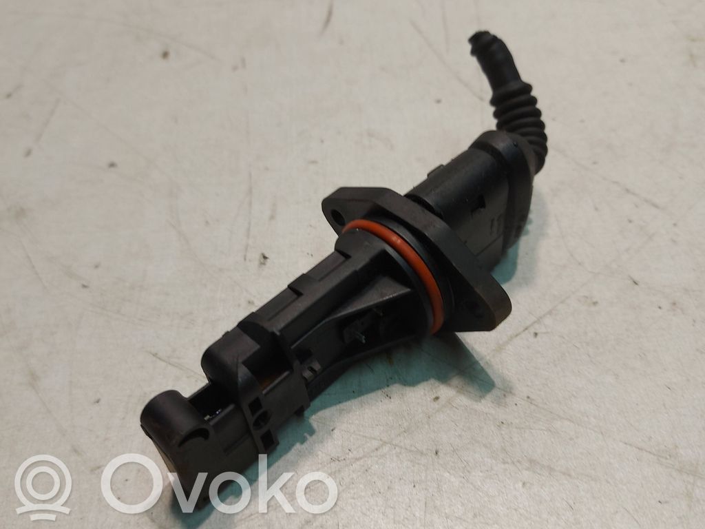 Audi A4 S4 B5 8D Przepływomierz masowy powietrza MAF 
