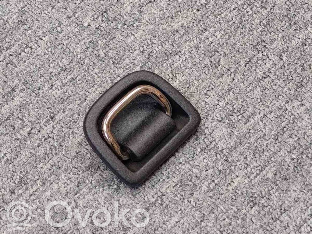 Tie down hook / loop   8V0863503B
