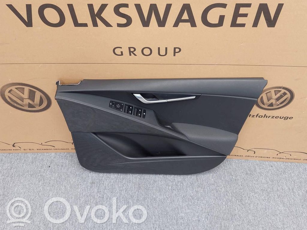 KIA Niro Front door card panel trim 