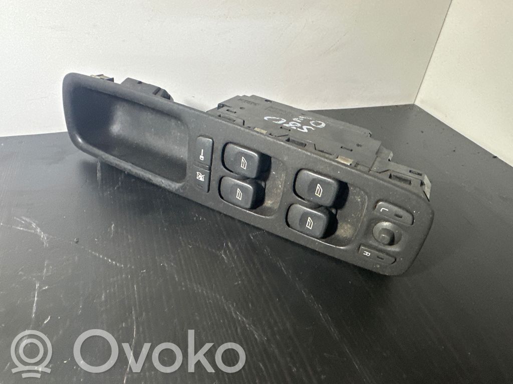 Electric window control switch   30658116,MD02DB00141