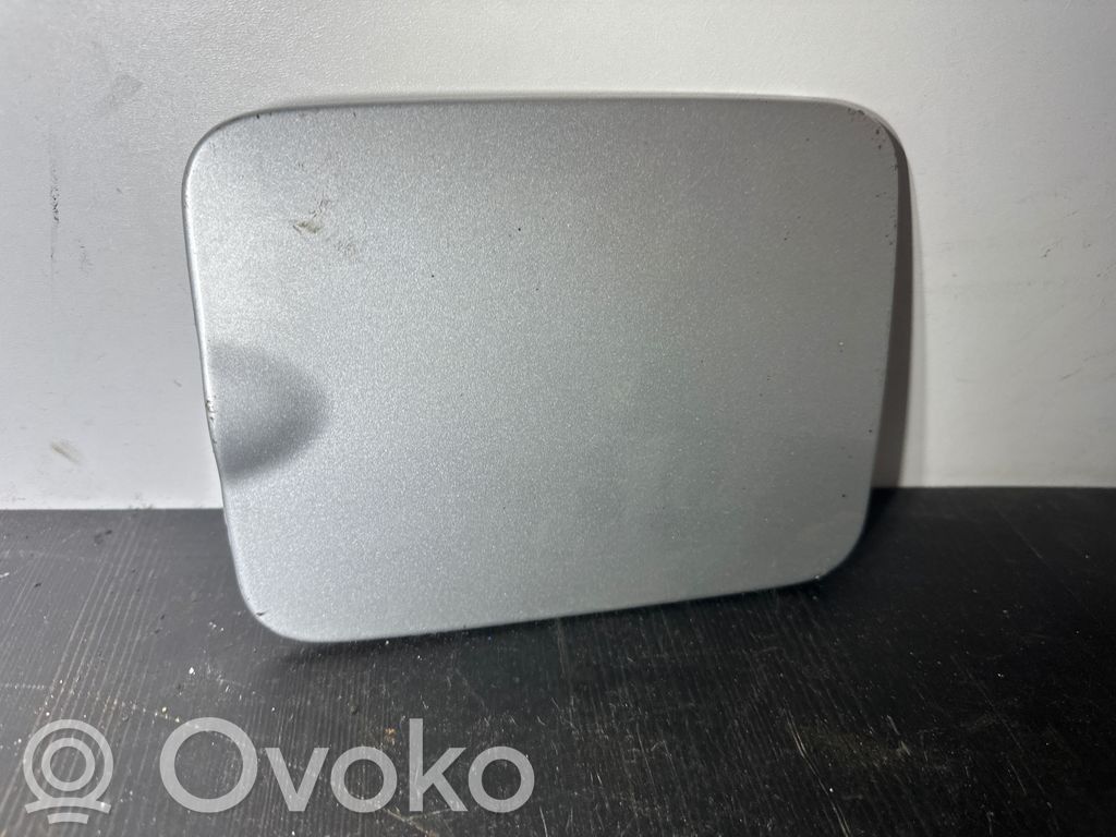 Volvo V70 Klapka wlewu paliwa 