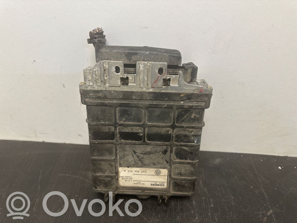 Volkswagen Sharan Engine control unit/module 