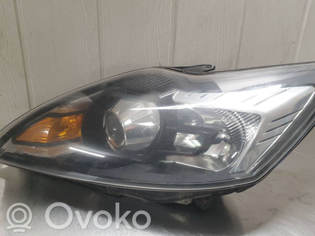 Ford Focus Headlight/headlamp 