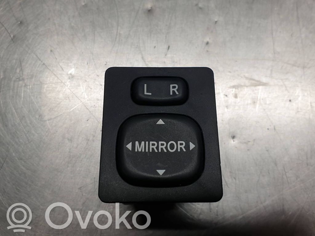 Toyota Yaris Wing mirror switch 