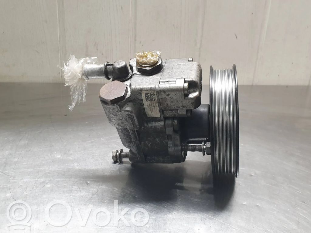 BMW 5 E60 E61 Power steering pump 