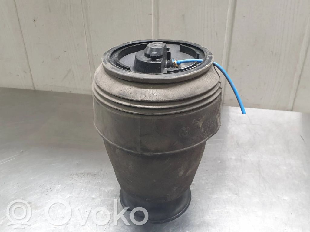 BMW 5 E60 E61 Aizmugurē gaisa spilvens 