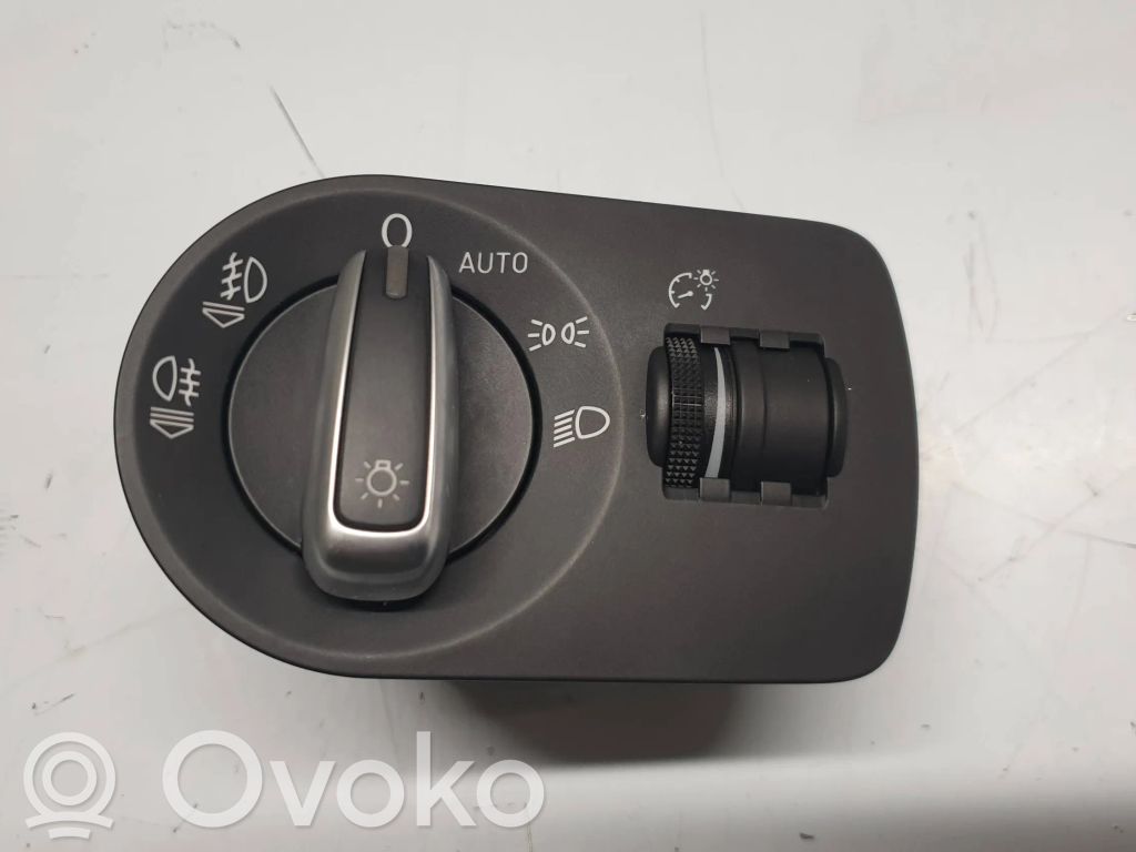 Audi A1 Light switch 