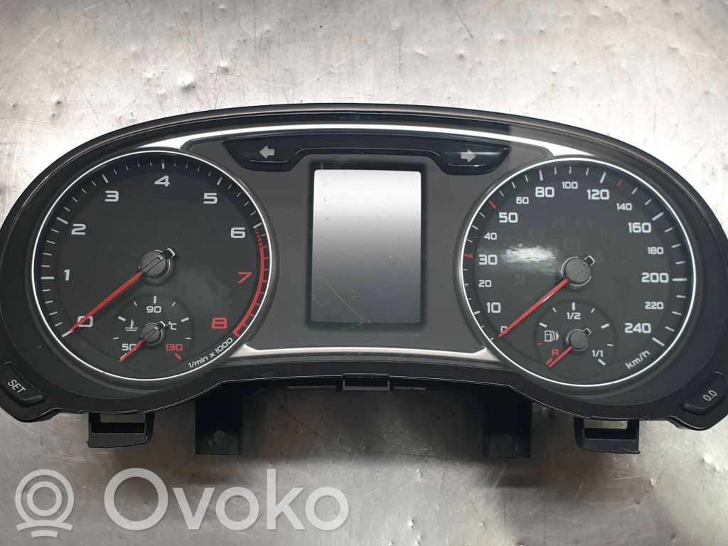 Audi A1 Speedometer (instrument cluster) 