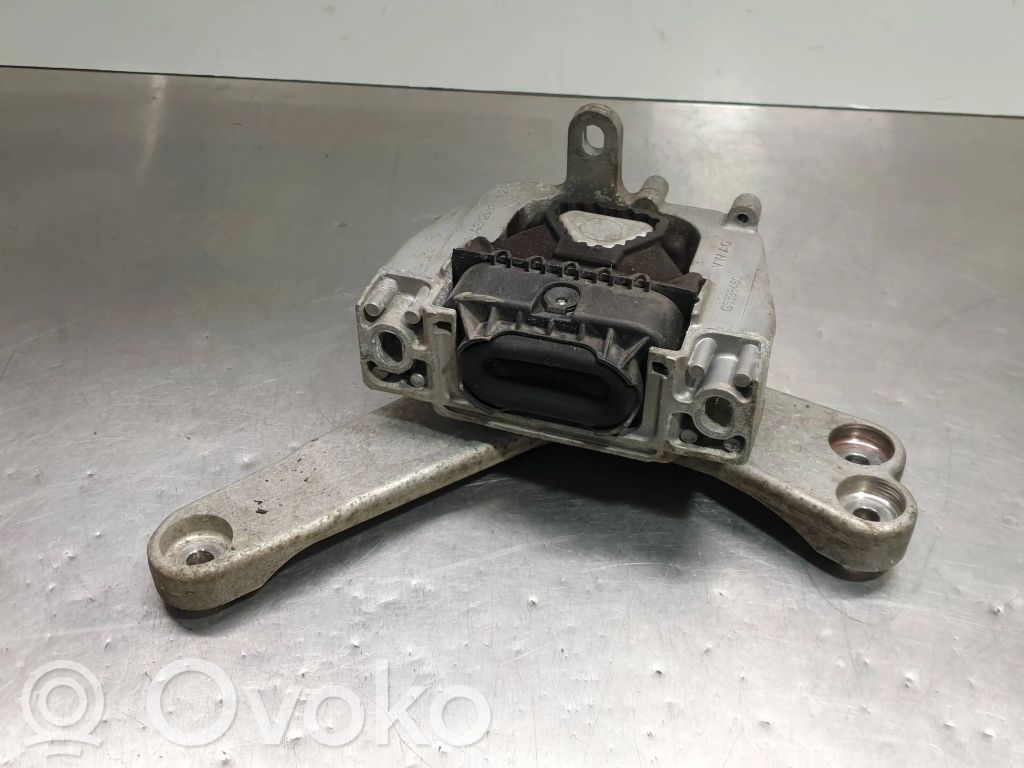 Engine mount bracket   5Q0199262S,X44AAFC3398054