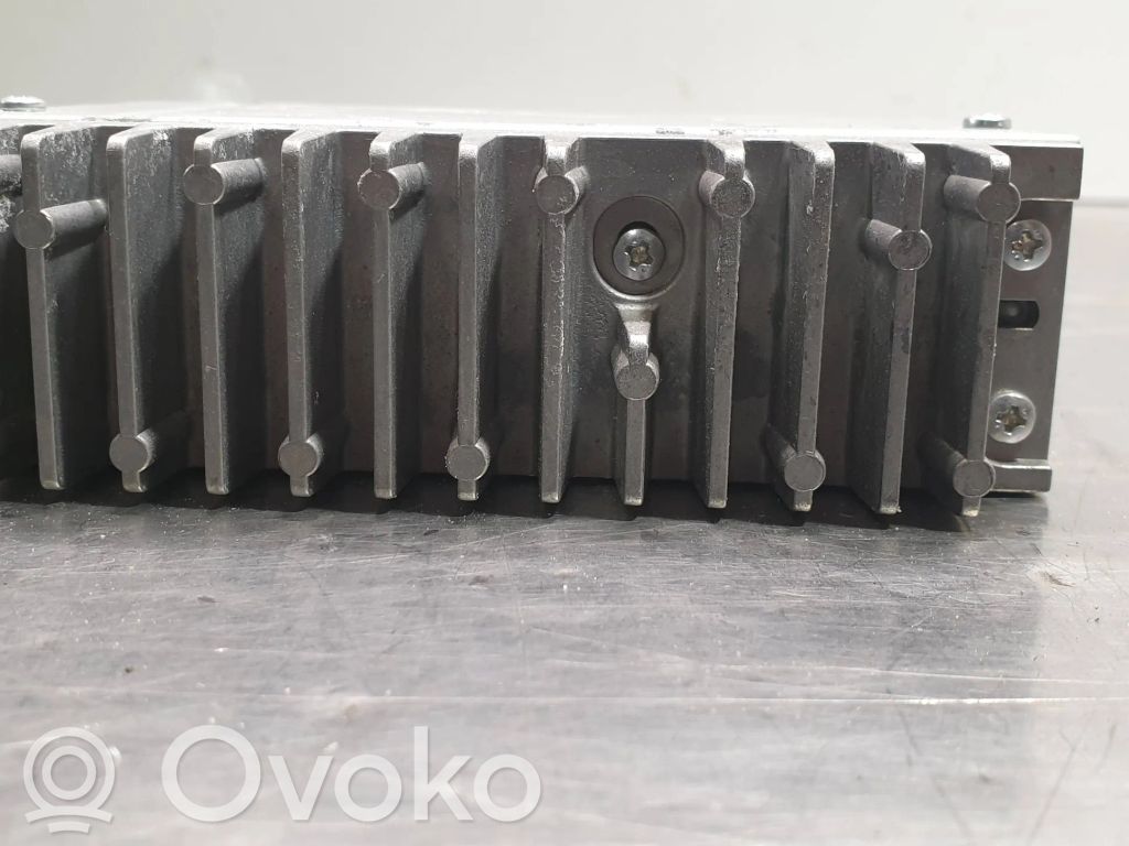 Toyota Prius (XW30) Sound amplifier 