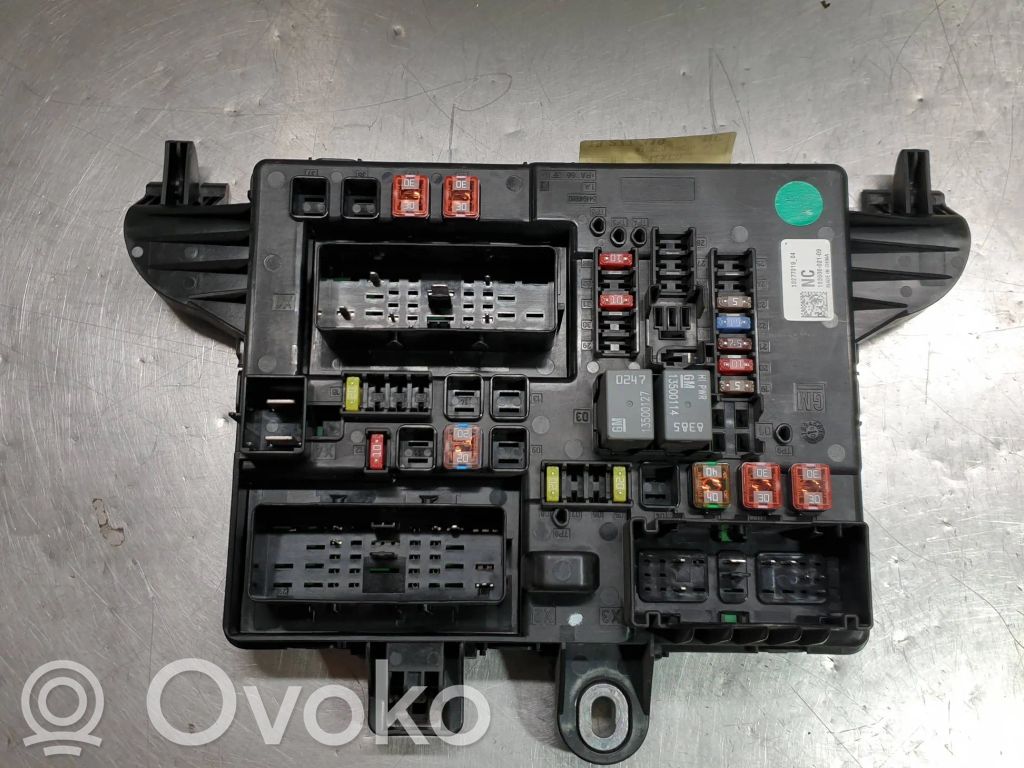 Opel Insignia A Sulakemoduuli 