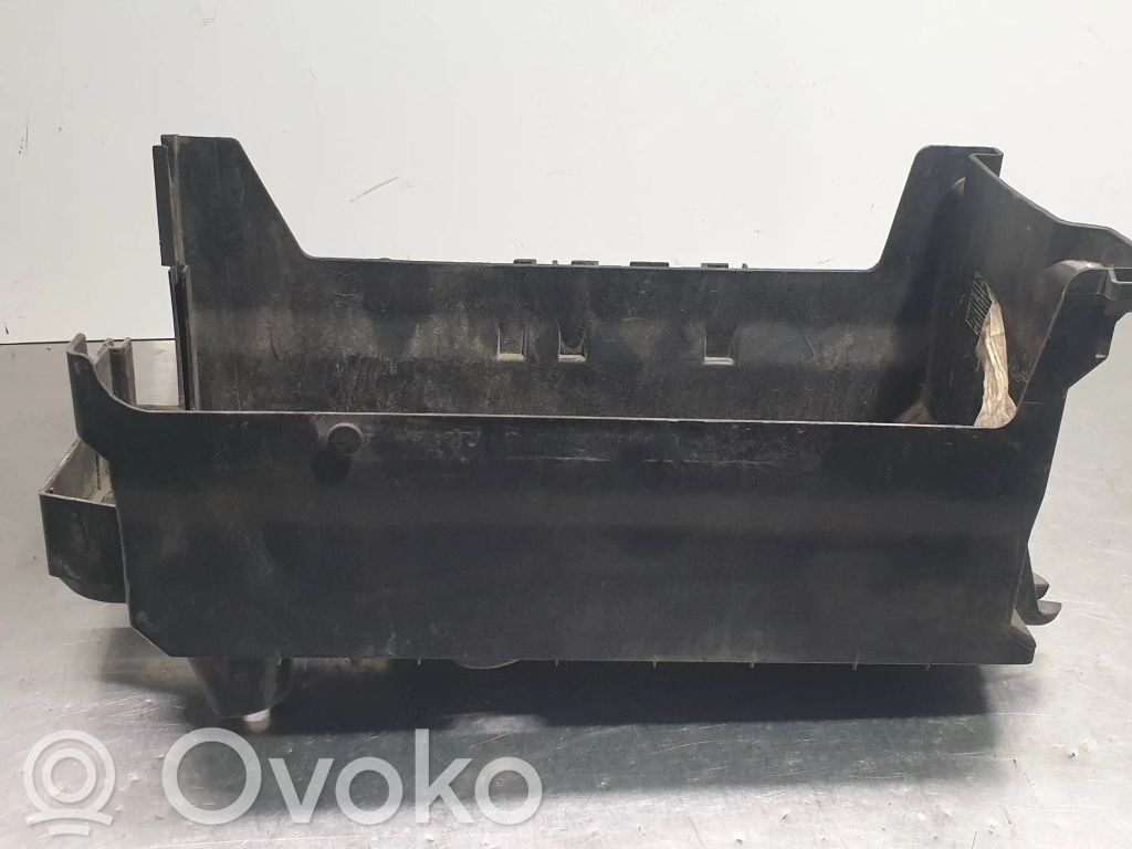 Opel Insignia A Akun alusta 