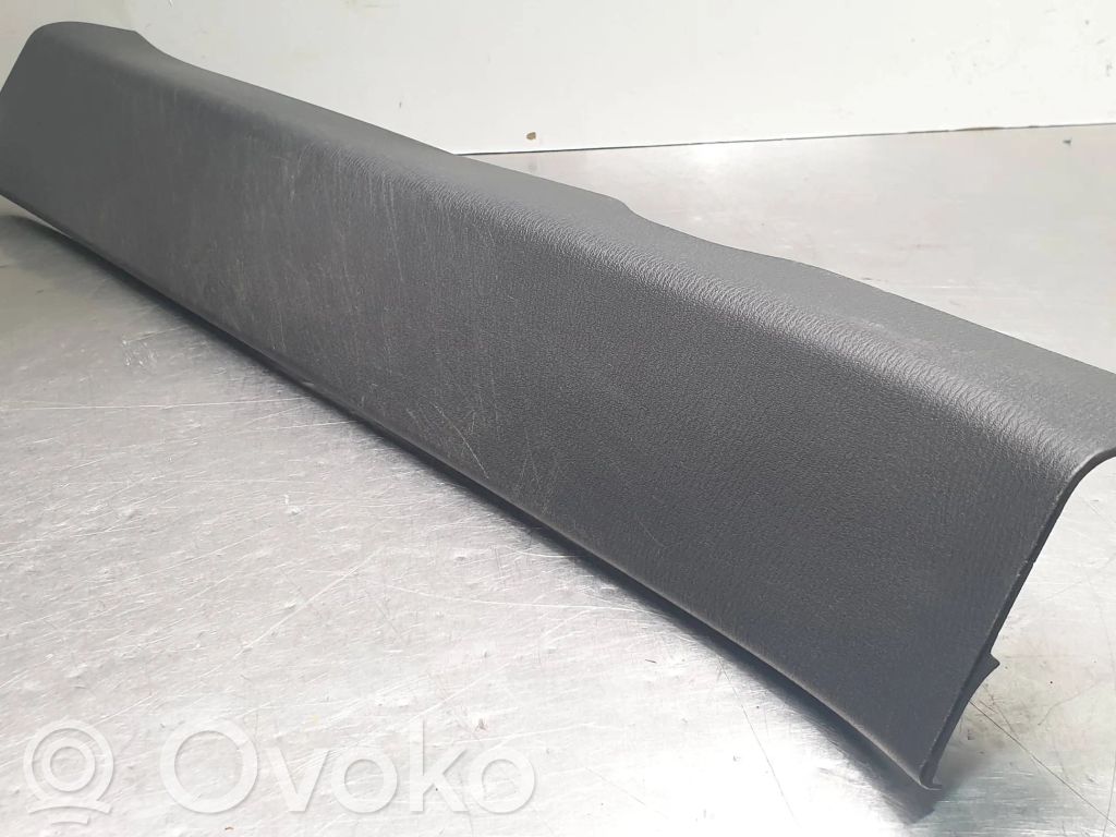 Mazda 6 Priekinio slenksčio apdaila (vidinė) 
