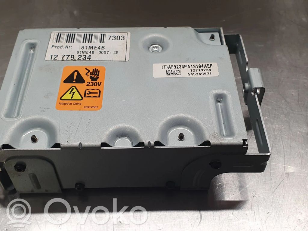 Opel Insignia A Voltage converter inverter 