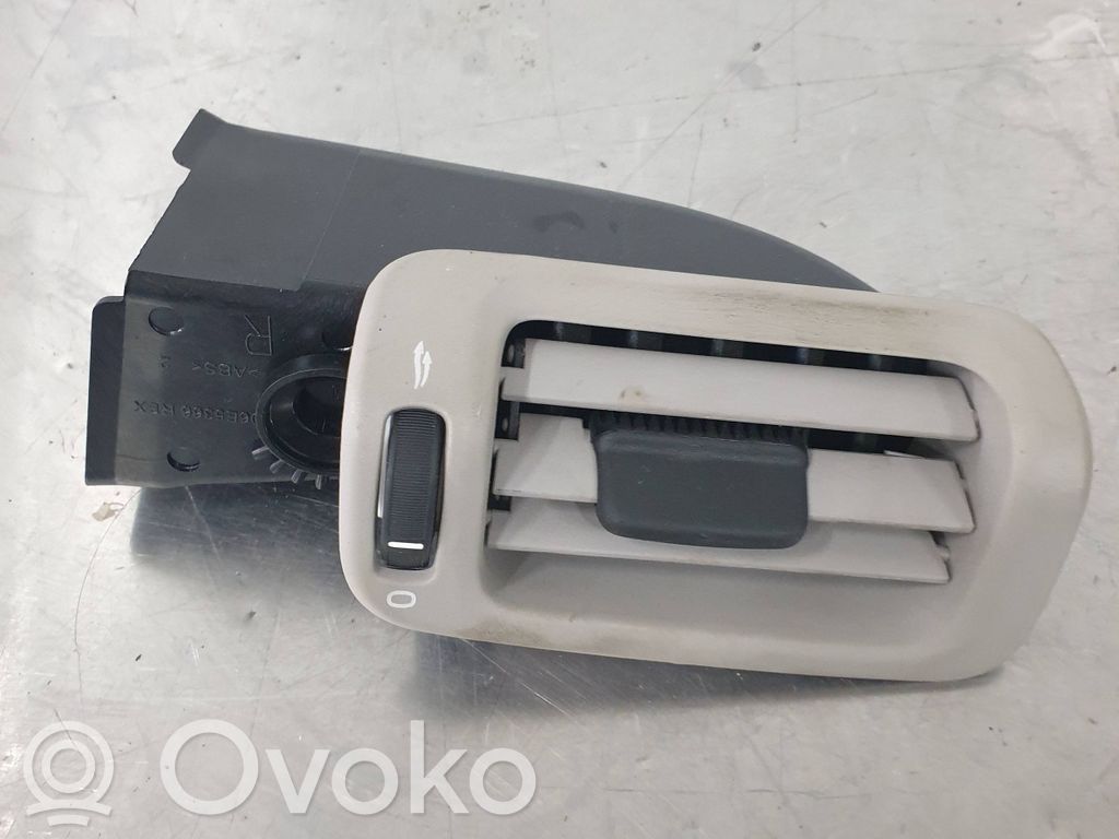 Volvo XC70 Rejilla de ventilación trasera 