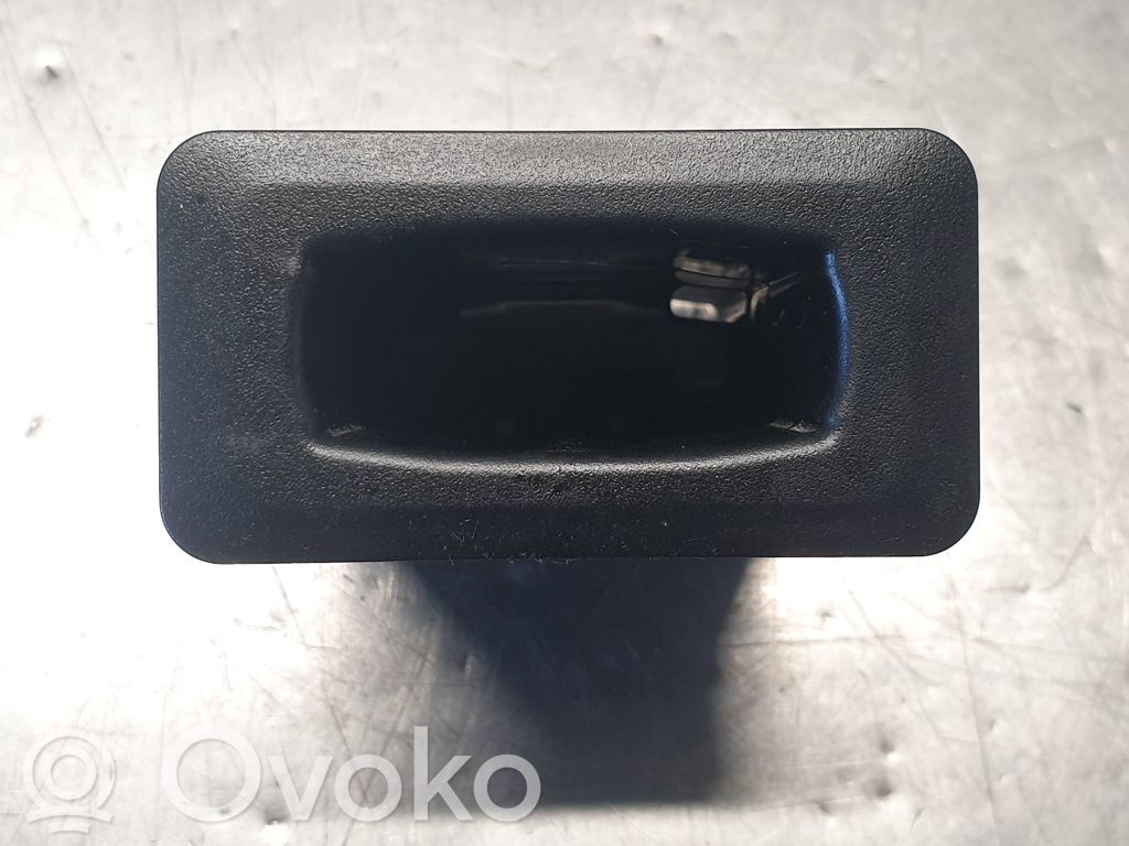 Mitsubishi Outlander Ignition key card reader 