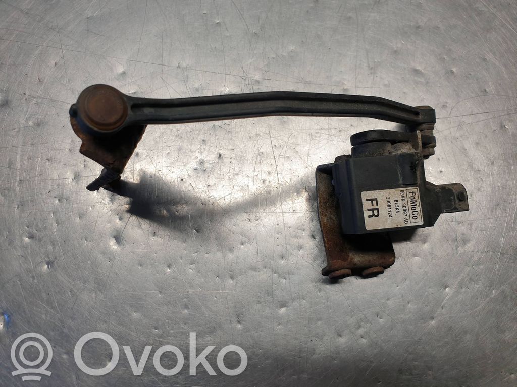 Czujnik poziomu zawieszenia pneumatycznego osi przedniej   6G9N3C097AD