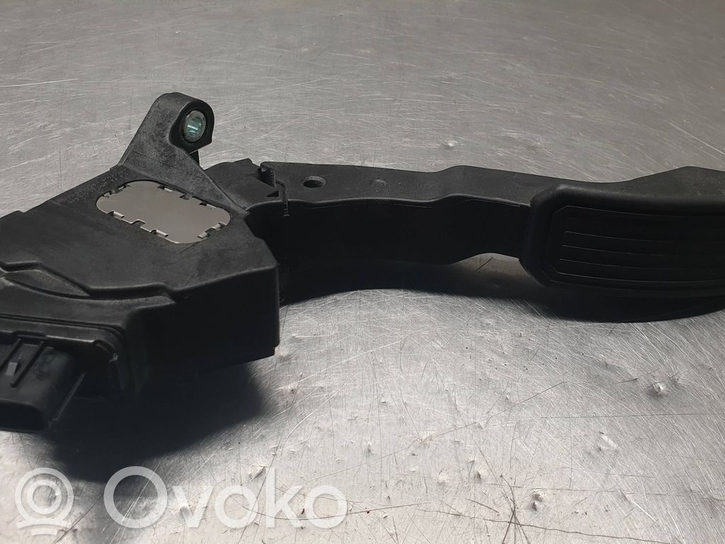 Toyota Auris 150 Accelerator throttle pedal 