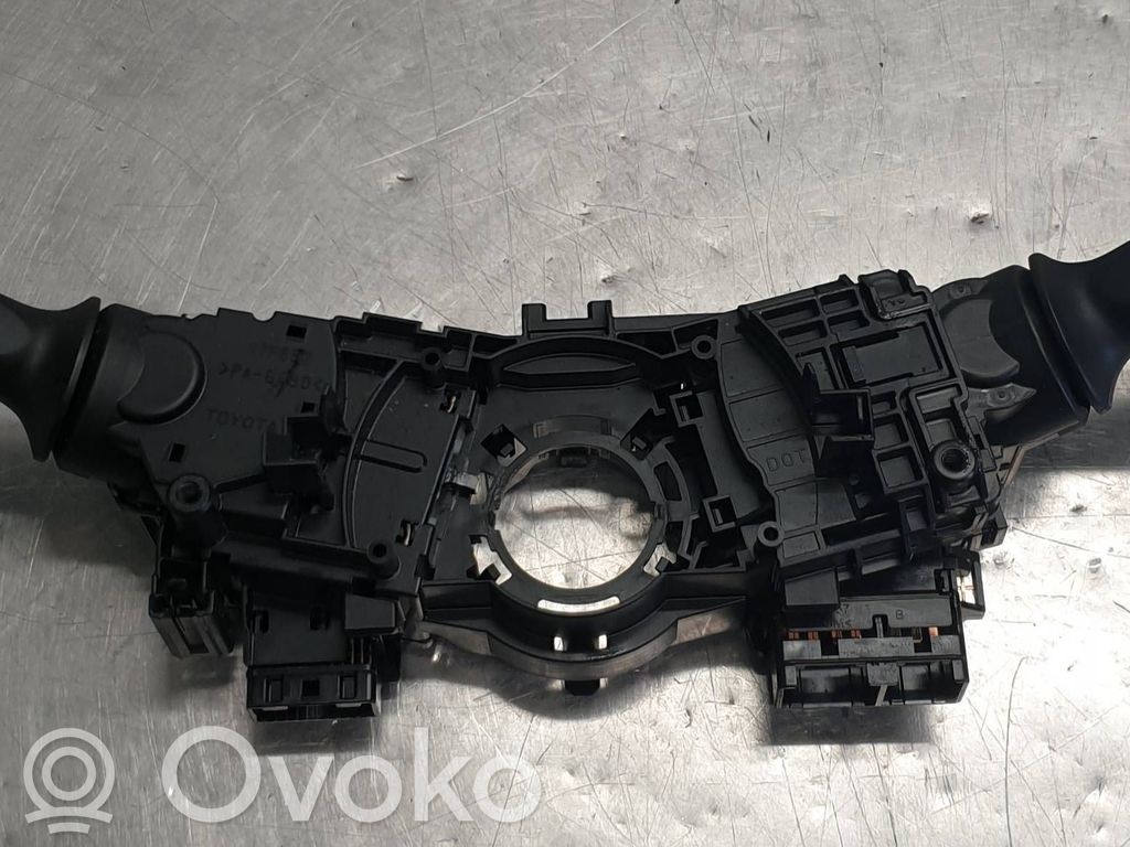 Toyota Auris E180 Wiper turn signal indicator stalk/switch 