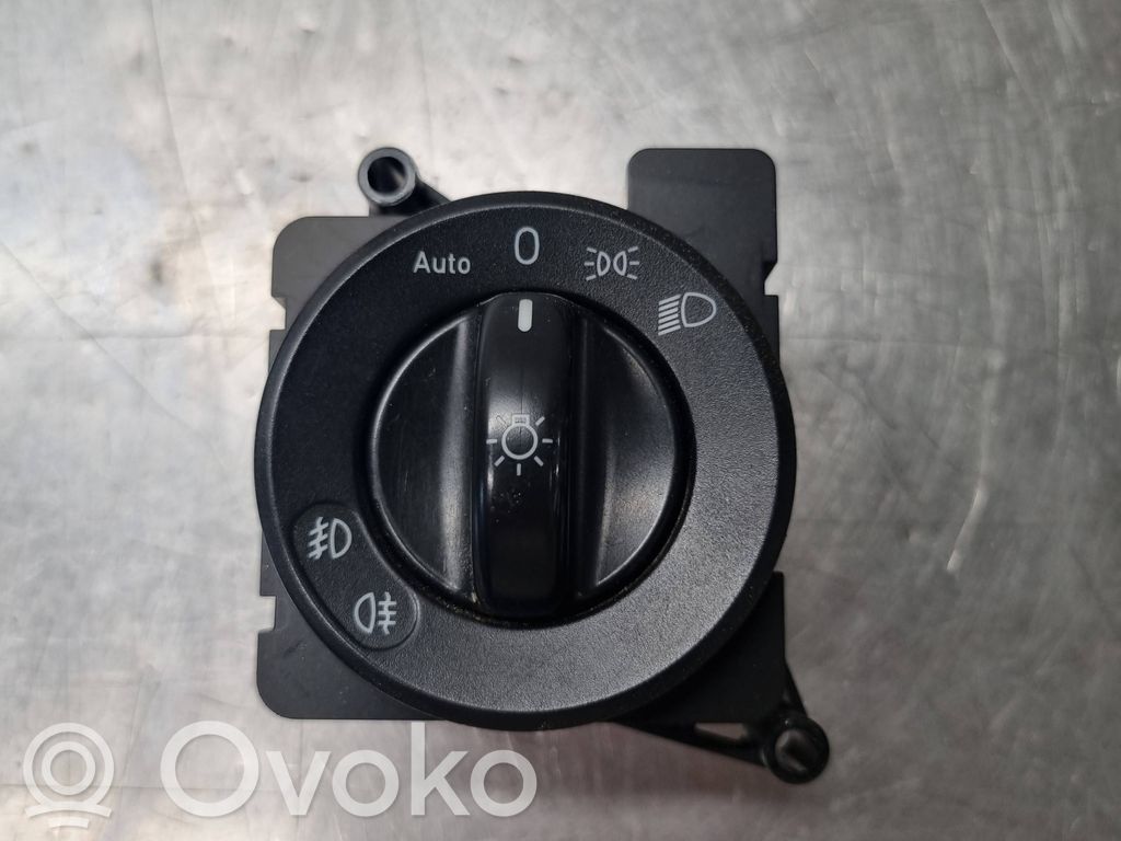 Mercedes-Benz Citan W415 Interruptor de luz 