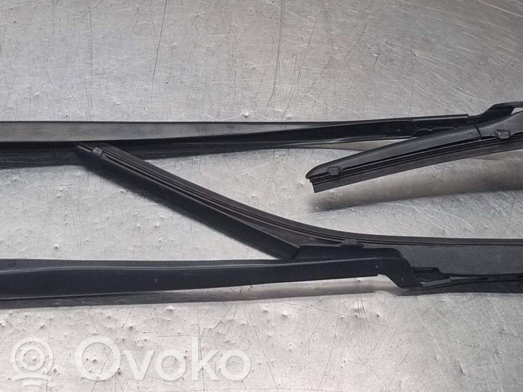 Toyota Auris 150 Ramię wycieraczki szyby przedniej / czołowej 