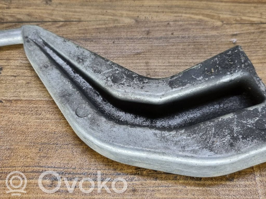Mercedes-Benz C W204 Engine mounting bracket 