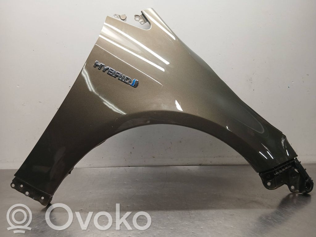 Toyota Corolla E210 E21 Sparnas 