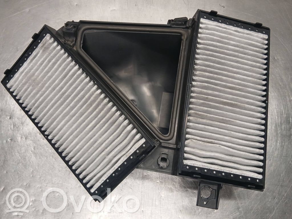 BMW X5 E70 Oro mikrofiltro dangtelis 