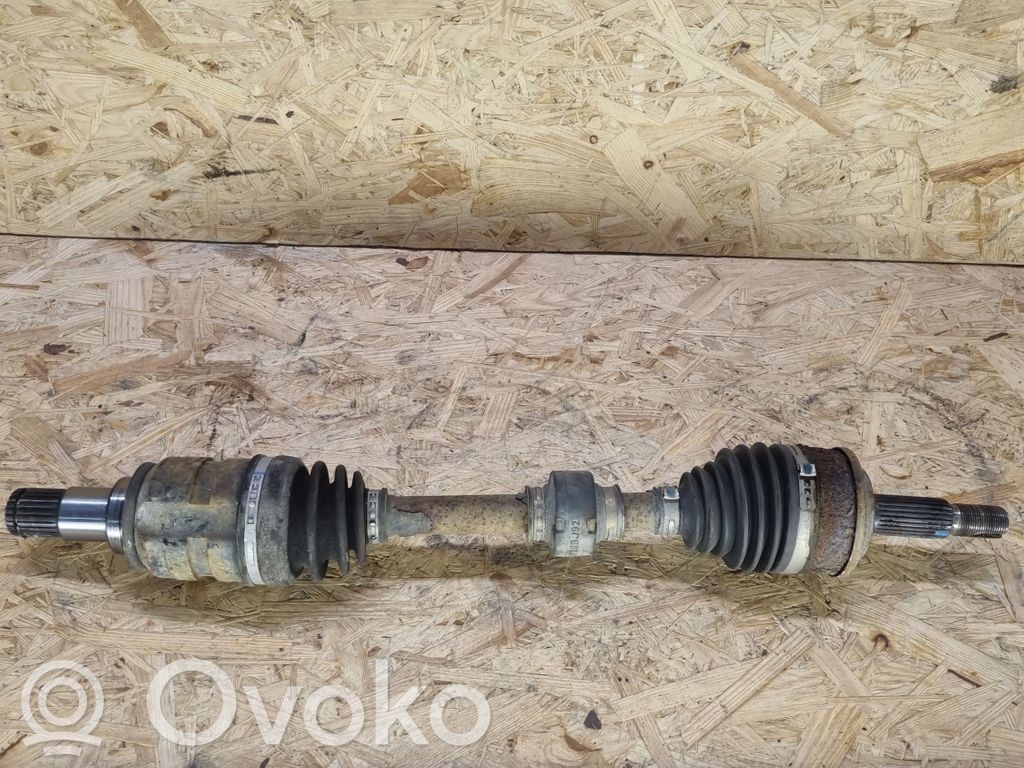 Toyota Auris E180 Eje de transmisión delantero 