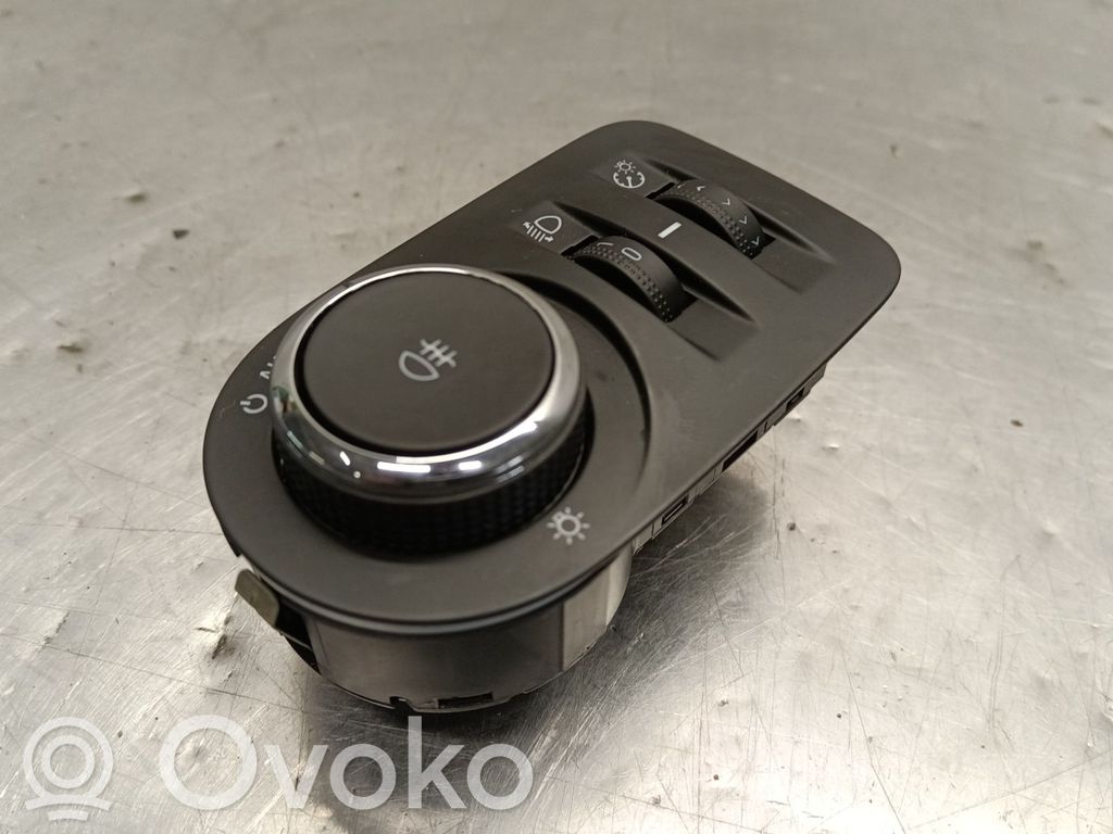 Opel Adam Interruptor de luz 