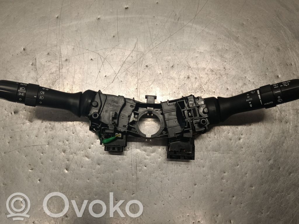 Toyota Prius+ (ZVW40) Wiper turn signal indicator stalk/switch 
