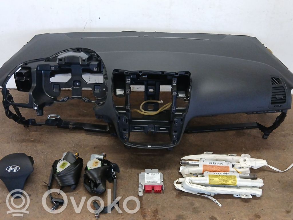 Hyundai ix20 Turvatyynysarja paneelilla 