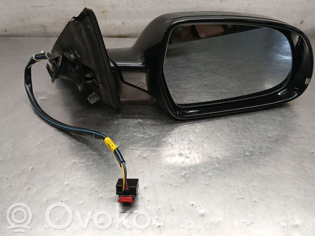 Audi A4 S4 B8 8K Front door electric wing mirror 