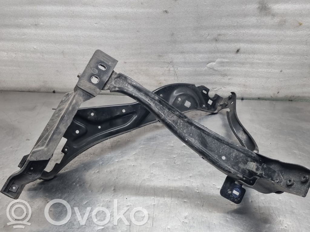 Mercedes-Benz E W212 Support phare frontale 